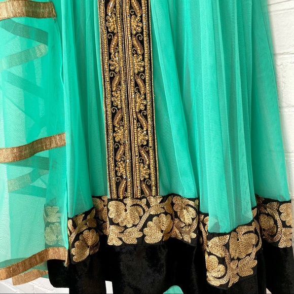 [New] Beautiful Indian Anarkali - Picture 3 of 5